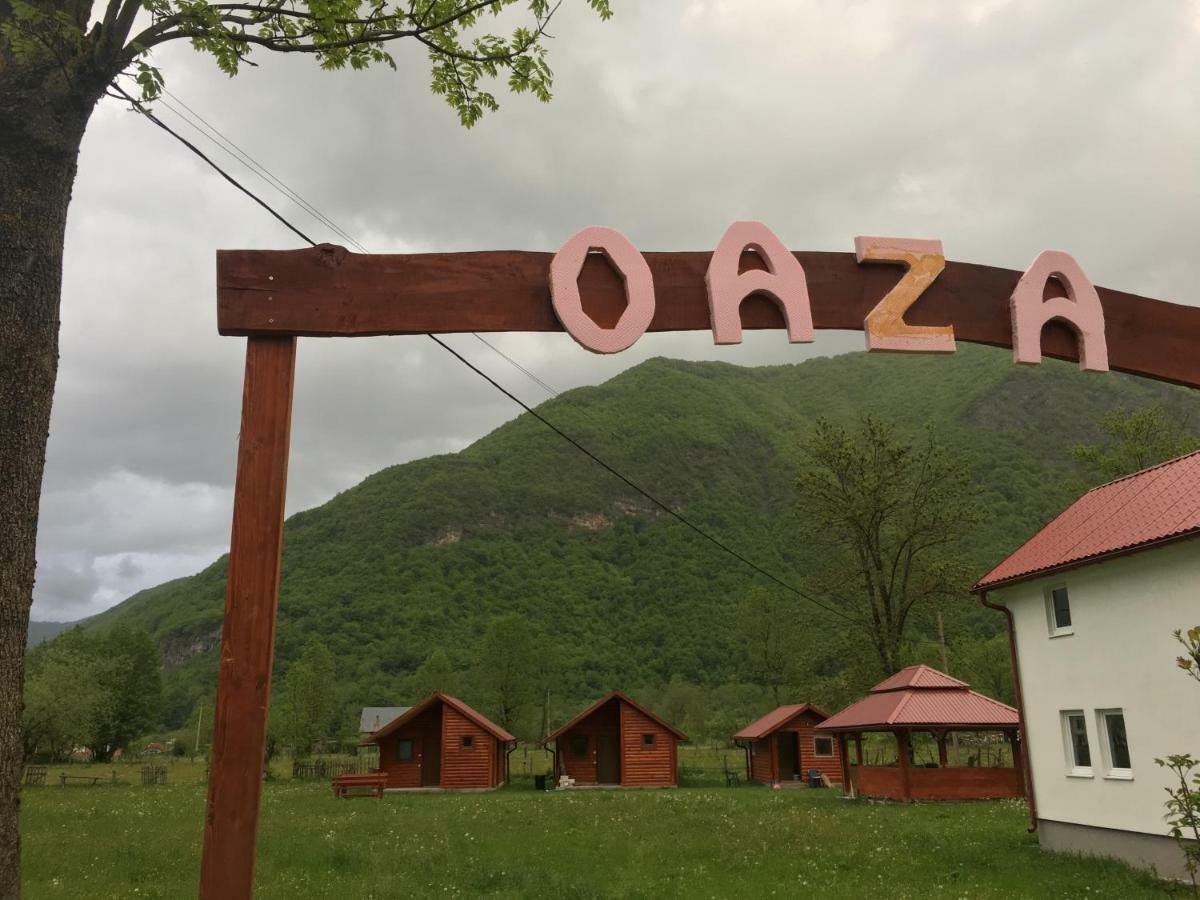 Bungalows-Oaza Vuthaj Esterno foto