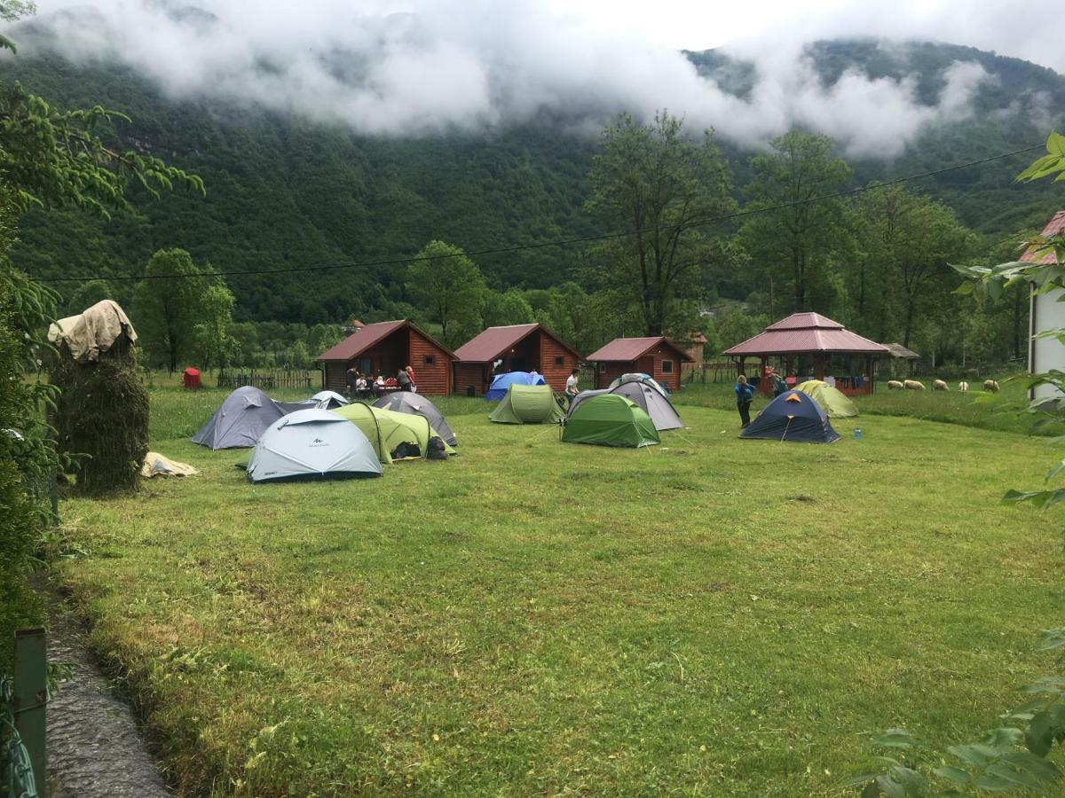 Bungalows-Oaza Vuthaj Esterno foto